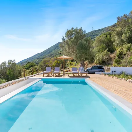 Elgian Luxury -private Pool & Sea View Вилла