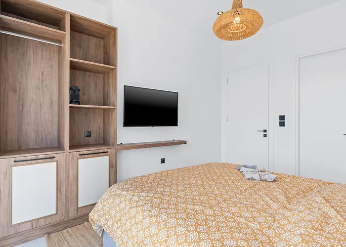 Elgian Luxury -private Pool & Sea View Вилла