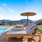 Elgian Luxury -private Pool & Sea View Villa *