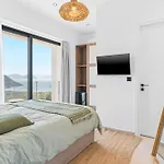 Elgian Luxury -private Pool & Sea View Villa