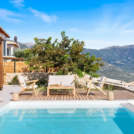빌라 Elgian Luxury -private Pool & Sea View *