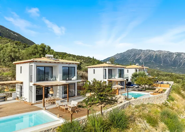 Elgian Luxury -private Pool & Sea View *